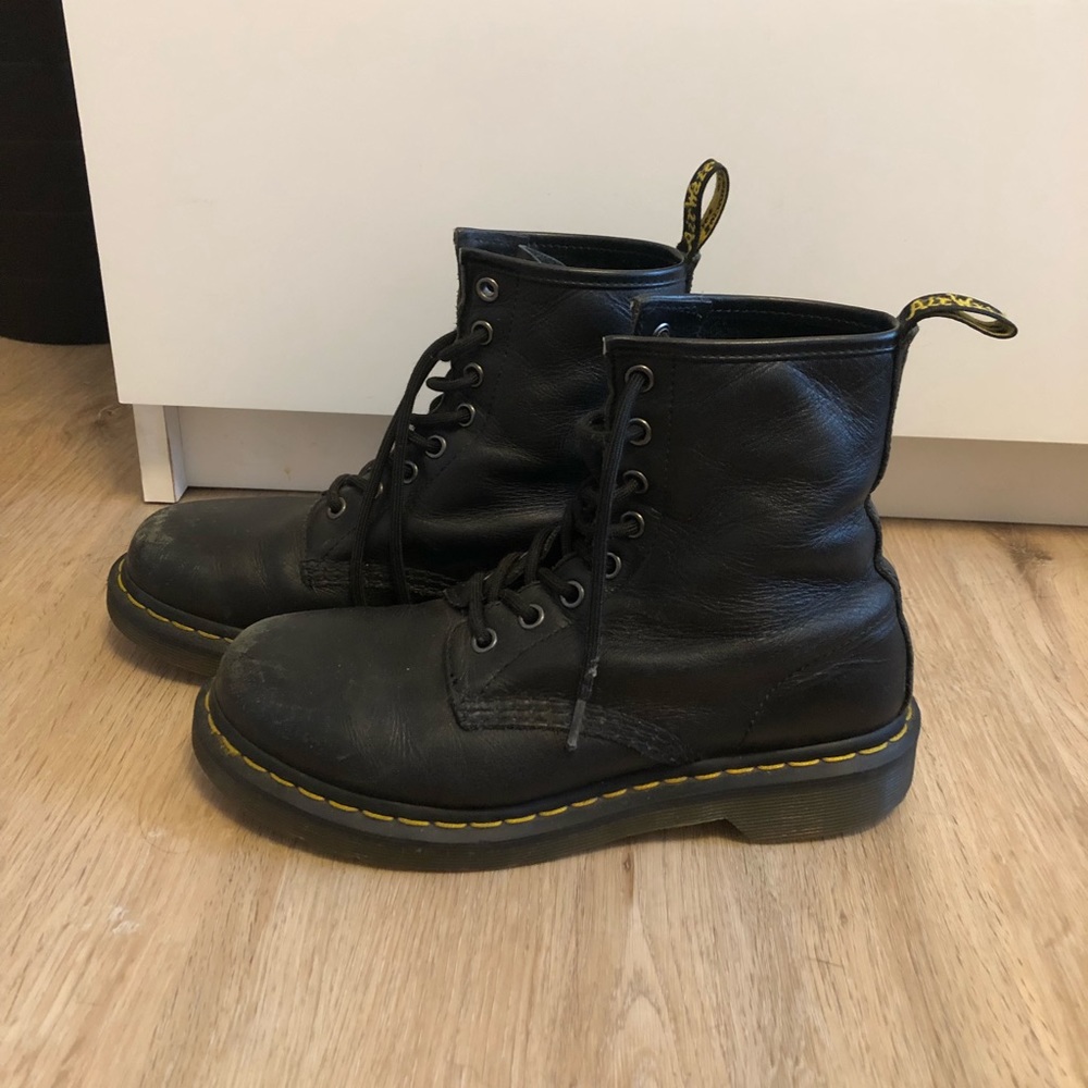 100% soft leather Dr Martens